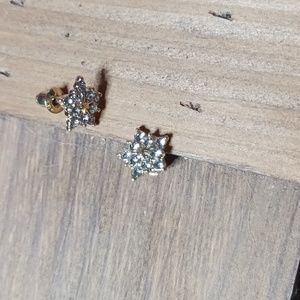 Star Post Earrings Full of Sparkle Goldtone